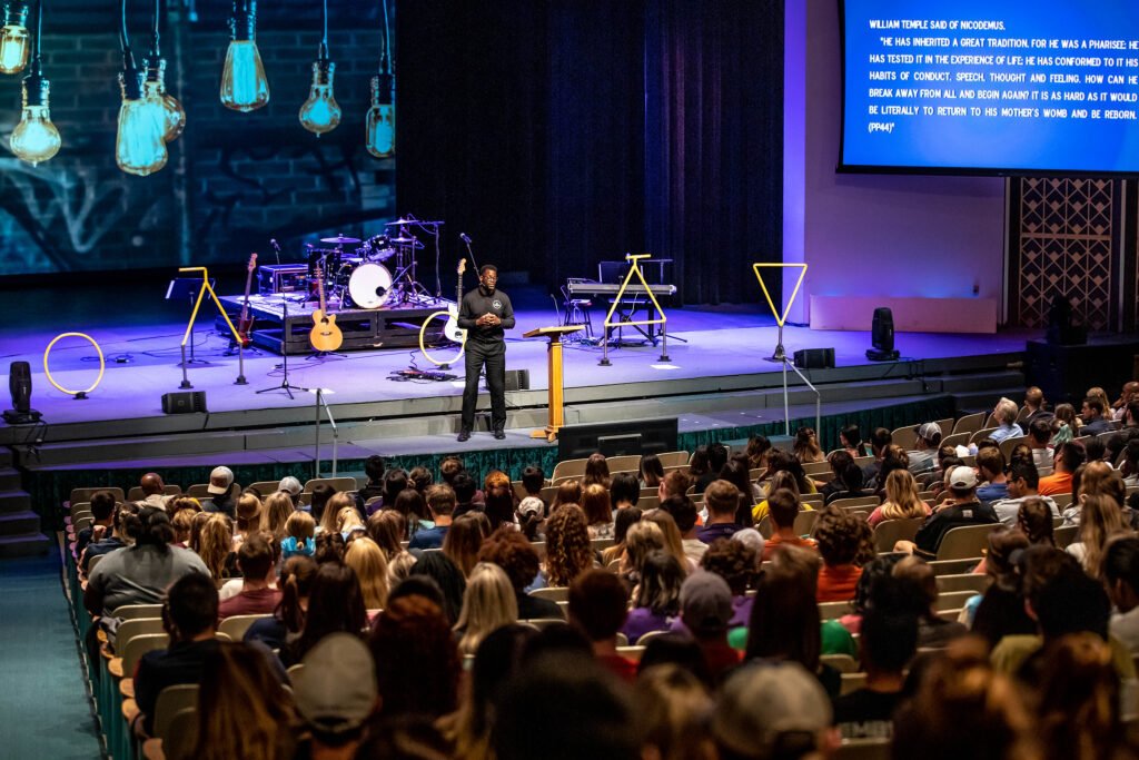 Chapel Services Cast Spiritual Vision for University - Hardin-Simmons ...