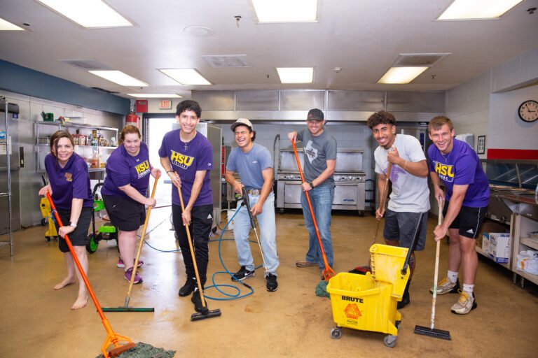 Students, faculty, and staff of Hardin-Simmons University joined together on April 13th to serve the community in a student life event called ‘Serve Like Simmons.’